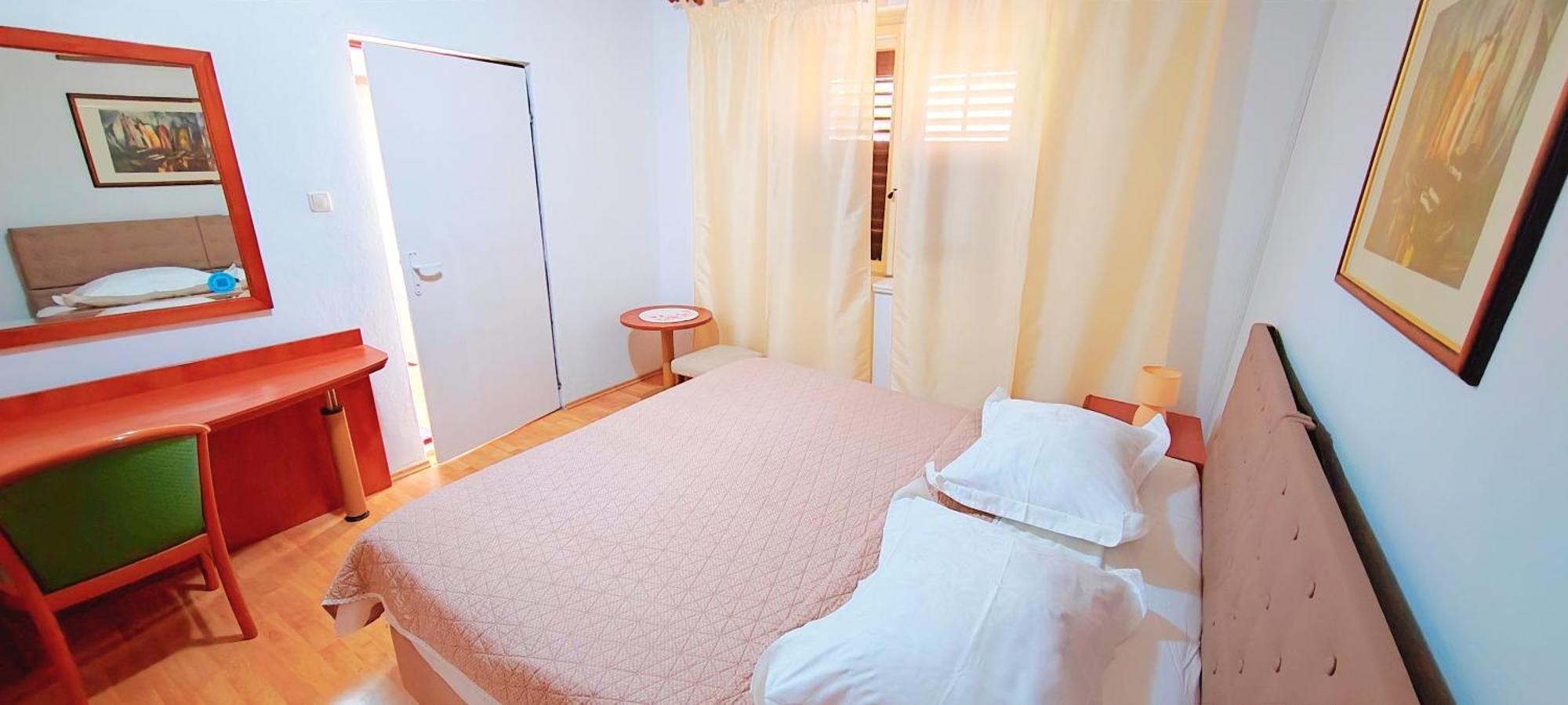 Apartments Jadranka Tučepi Habitación foto