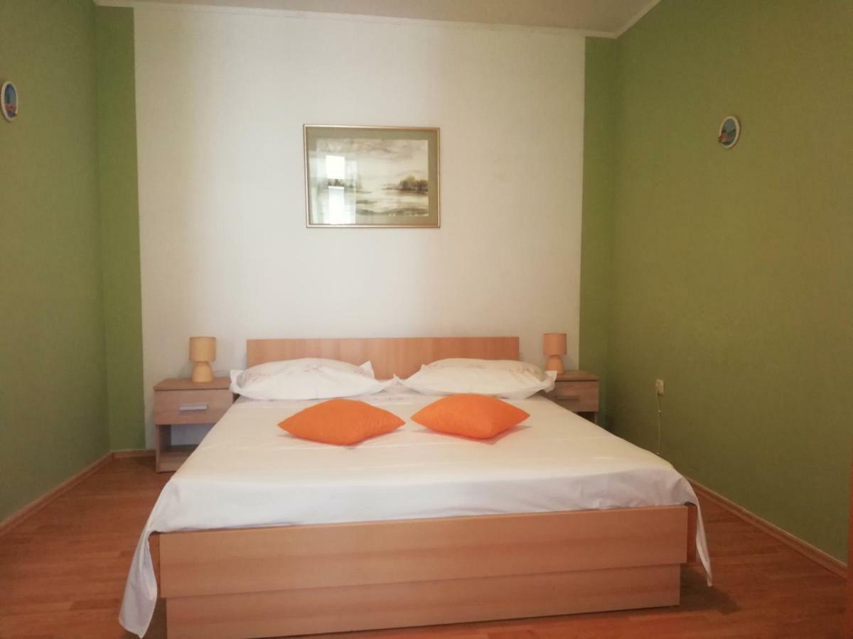 Apartments Jadranka Tučepi Exterior foto